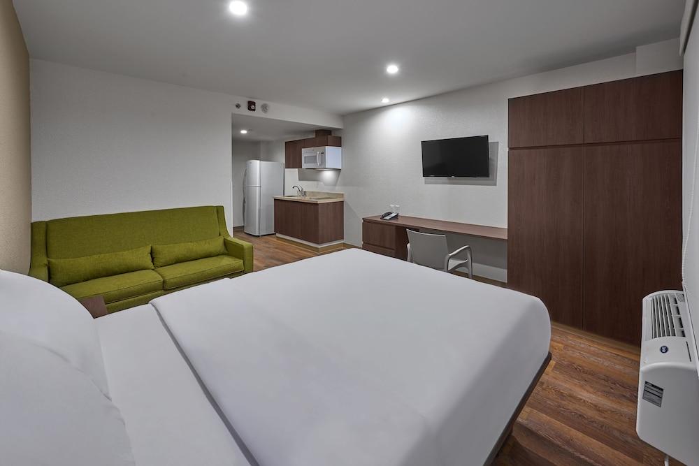 Extended Suites Chihuahua La Juventud Екстер'єр фото
